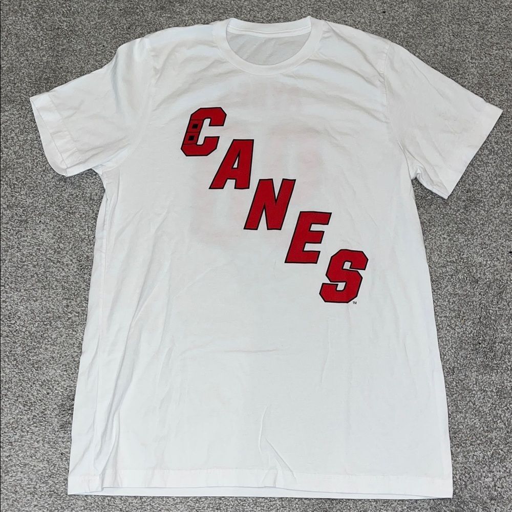 White 100% cotton Carolina Hurricanes Hockey David Ayres Jersey t shirt M/L spot